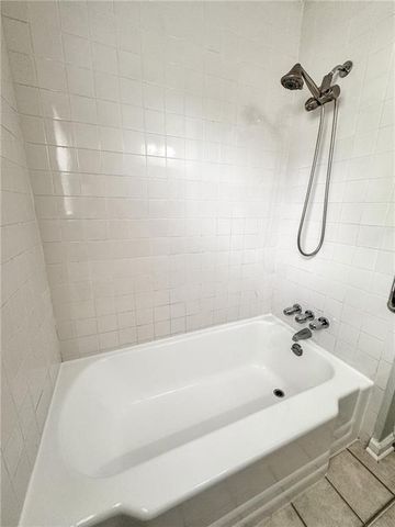 2310 S Hall Road, Independence, MO 64052