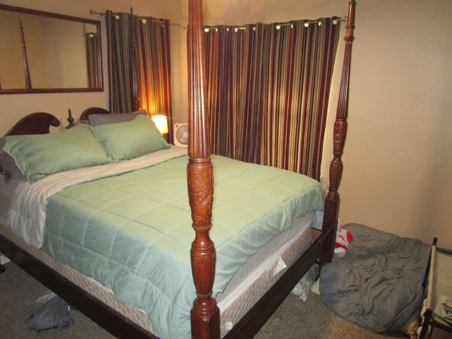 5204 Curzon Avenue, Fort Worth, TX 76107