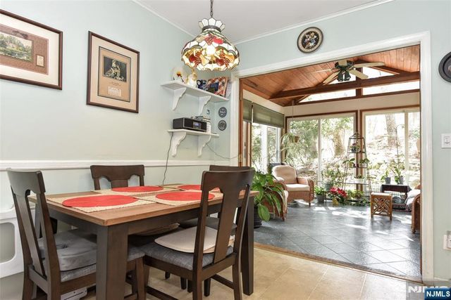 60 Highland Road, Bloomingdale, NJ 07403