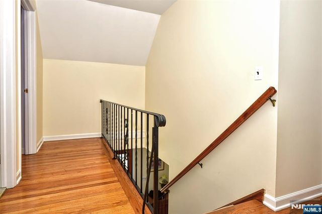 60 Highland Road, Bloomingdale, NJ 07403