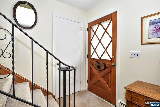 60 Highland Road, Bloomingdale, NJ 07403