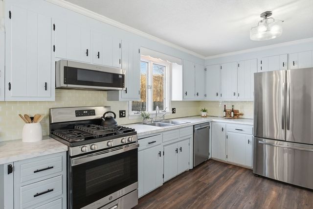 67 Redden Road, West Springfield, MA 01089