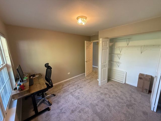 6720 E Monticello Court 14-A1, Gurnee, IL 60031