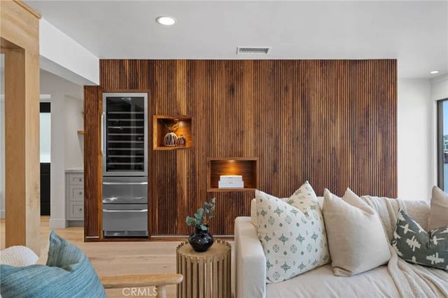 3810 Channel Place, Newport Beach, CA 92663