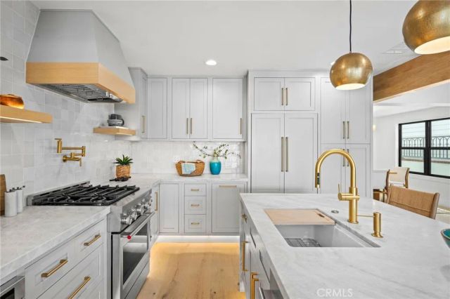 3810 Channel Place, Newport Beach, CA 92663