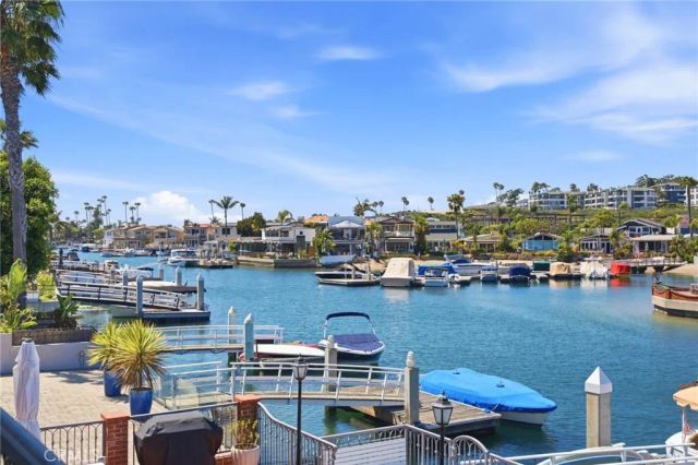 3810 Channel Place, Newport Beach, CA 92663
