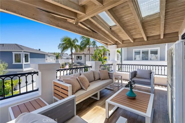 3810 Channel Place, Newport Beach, CA 92663