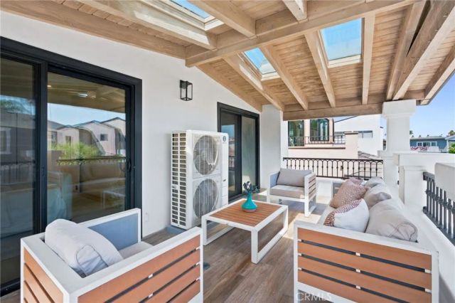 3810 Channel Place, Newport Beach, CA 92663