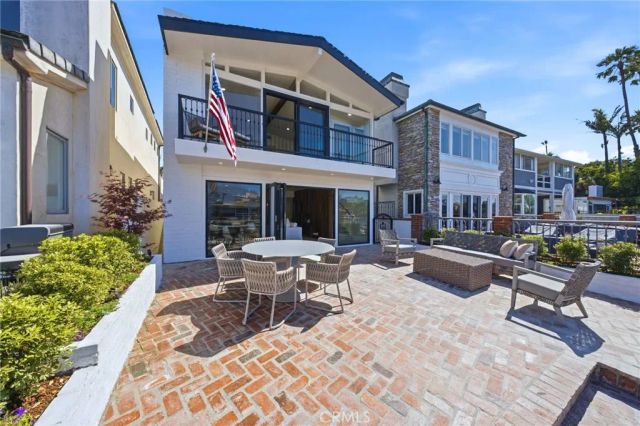 3810 Channel Place, Newport Beach, CA 92663