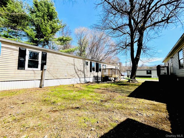 723 Beekman Road 42, Hopewell Junction, NY 12533