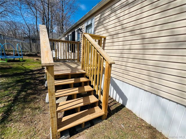 723 Beekman Road 42, Hopewell Junction, NY 12533