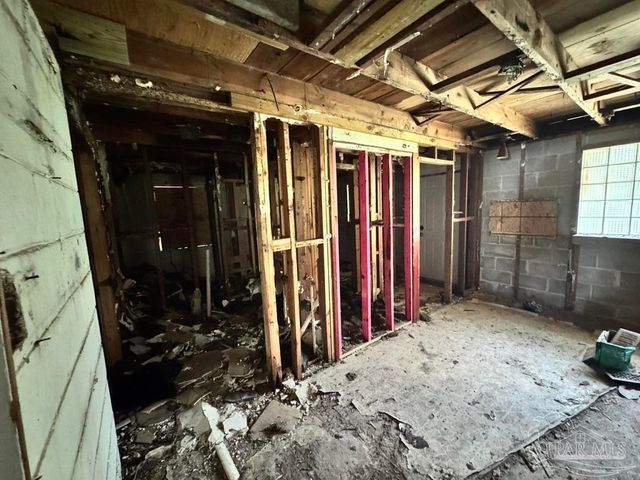 1821 Atlanta Ave, Pensacola, FL 32507