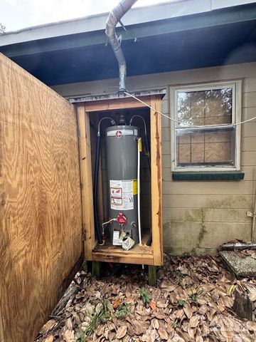 1821 Atlanta Ave, Pensacola, FL 32507