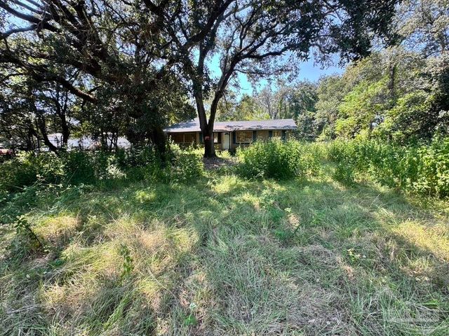 1821 Atlanta Ave, Pensacola, FL 32507