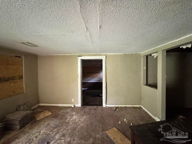 1821 Atlanta Ave, Pensacola, FL 32507