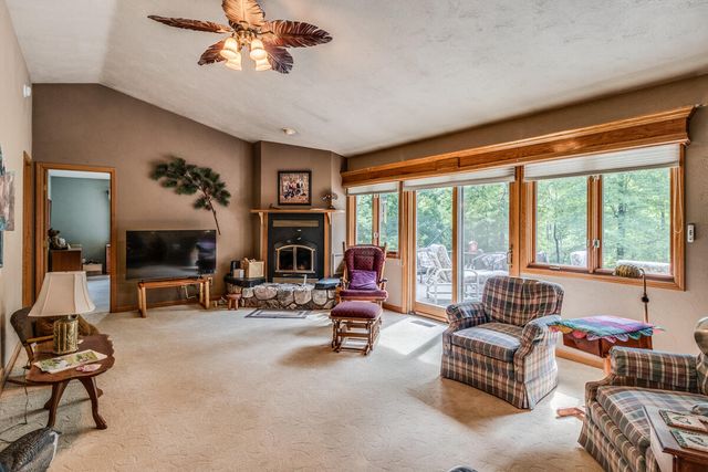 10660 D Drive S, Ceresco, MI 49033