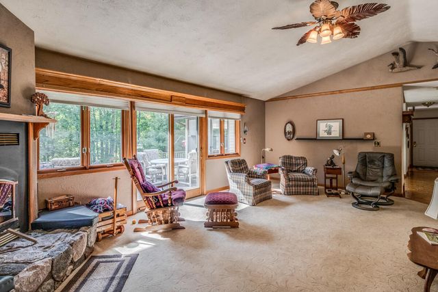 10660 D Drive S, Ceresco, MI 49033