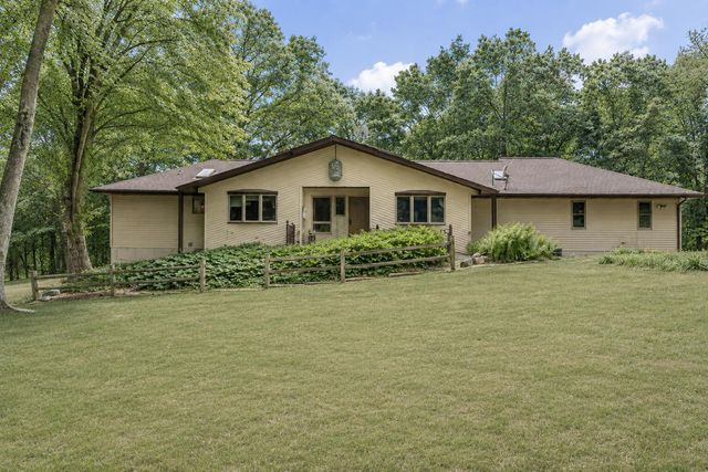 10660 D Drive S, Ceresco, MI 49033