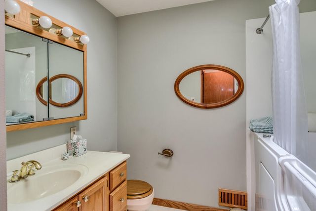 10660 D Drive S, Ceresco, MI 49033