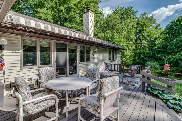 10660 D Drive S, Ceresco, MI 49033