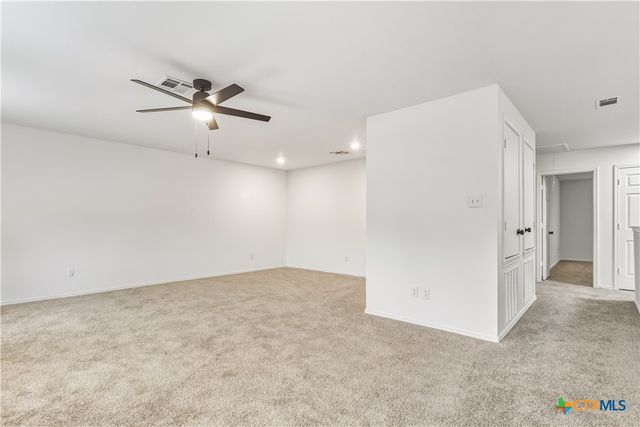 203 W Iowa Drive, Harker Heights, TX 76548