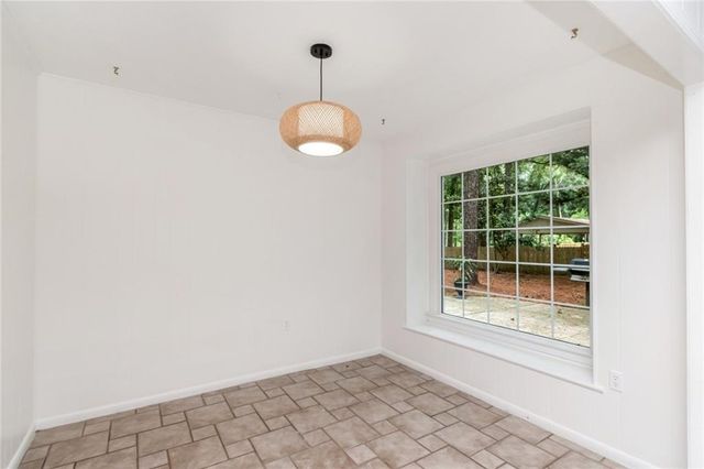 745 Westmoreland Drive E, Mobile, AL 36609