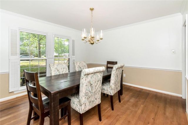 745 Westmoreland Drive E, Mobile, AL 36609