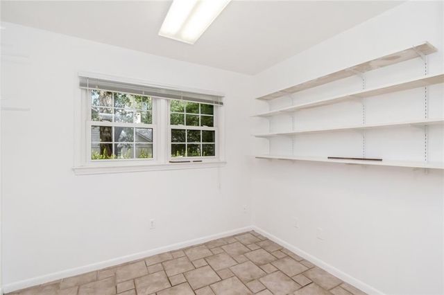 745 Westmoreland Drive E, Mobile, AL 36609