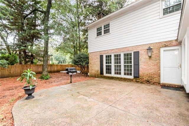 745 Westmoreland Drive E, Mobile, AL 36609