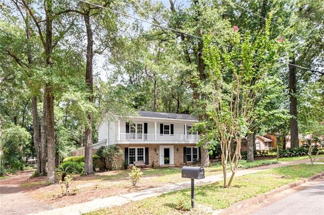 745 Westmoreland Drive E, Mobile, AL 36609