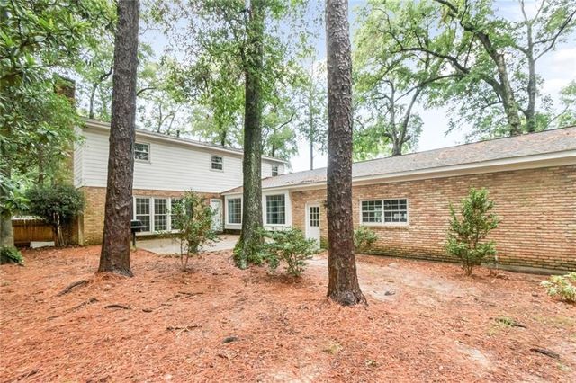 745 Westmoreland Drive E, Mobile, AL 36609