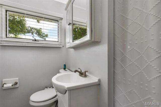 302 9th Avenue, Crystal City, MO 63019