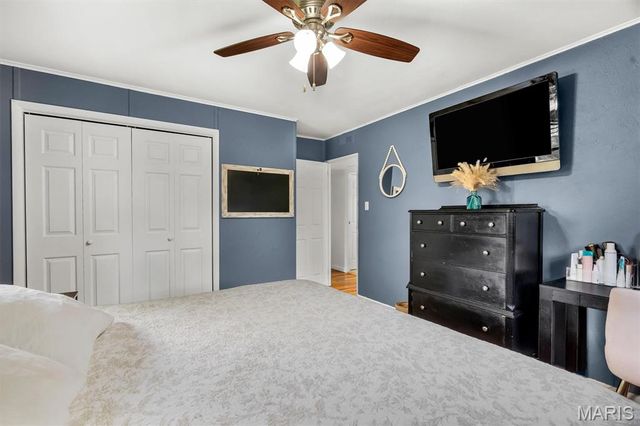302 9th Avenue, Crystal City, MO 63019