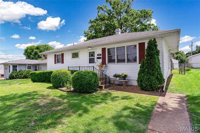 302 9th Avenue, Crystal City, MO 63019