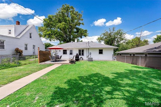302 9th Avenue, Crystal City, MO 63019