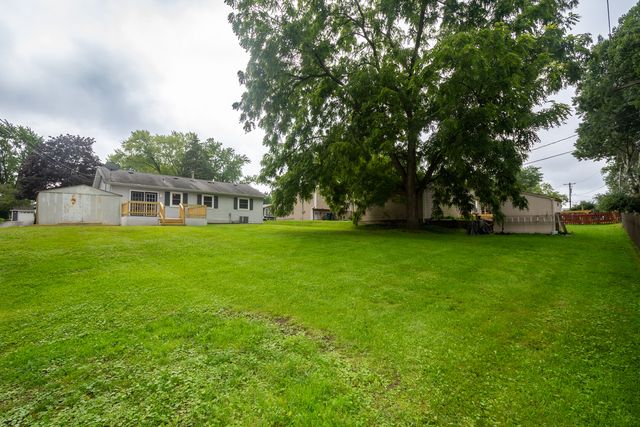 2312 Briar Lane, Lindenhurst, IL 60046