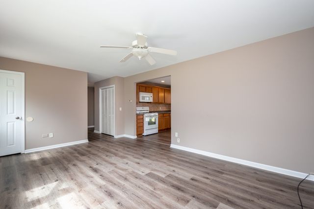 2312 Briar Lane, Lindenhurst, IL 60046