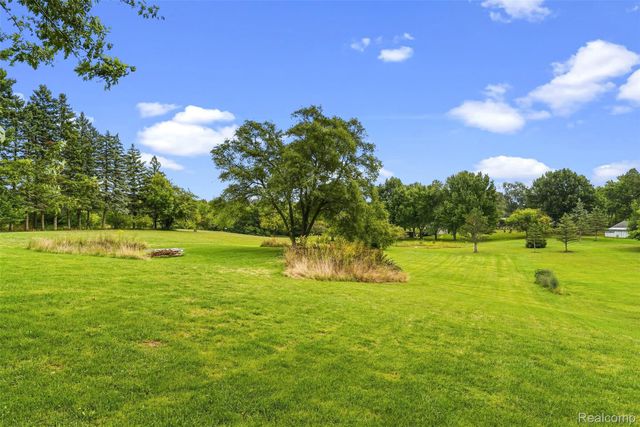 3198 E Grand Blanc Road, Grand Blanc Charter Township, MI 48439