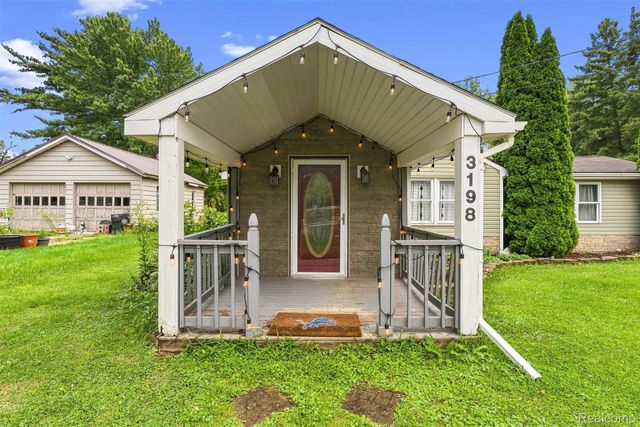 3198 E Grand Blanc Road, Grand Blanc Charter Township, MI 48439