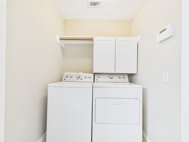 2015 Kemah Village Drive, Kemah, TX 77565