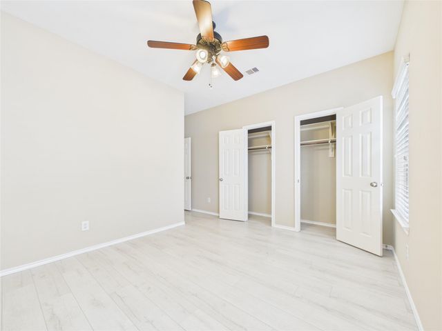 2015 Kemah Village Drive, Kemah, TX 77565