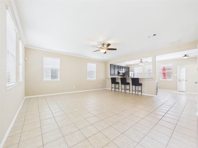 2015 Kemah Village Drive, Kemah, TX 77565