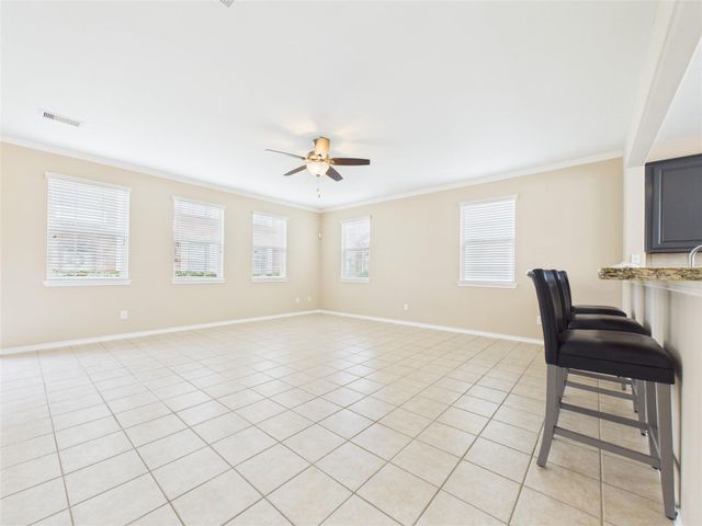 2015 Kemah Village Drive, Kemah, TX 77565