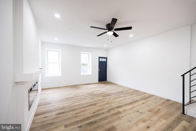 3712 MANAYUNK AVE, Philadelphia, PA 19128