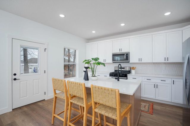 1367 N Harper Ridge Drive, Republic, MO 65738