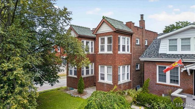6218 S Kingshighway Boulevard, St Louis, MO 63109