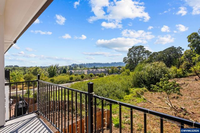 2773 NW Huckleberry Dr, Corvallis, OR 97330