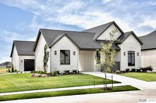 21101 Laurel Avenue, Elkhorn, NE 68022