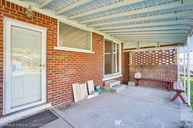 28723 Adler Drive, Warren, MI 48088