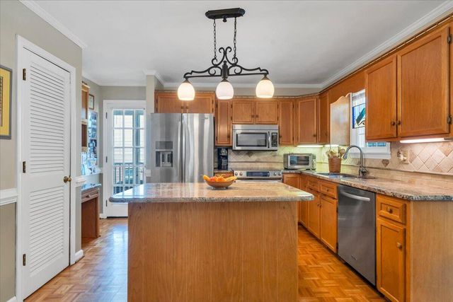 1510 Ashley DR, Salem, VA 24153